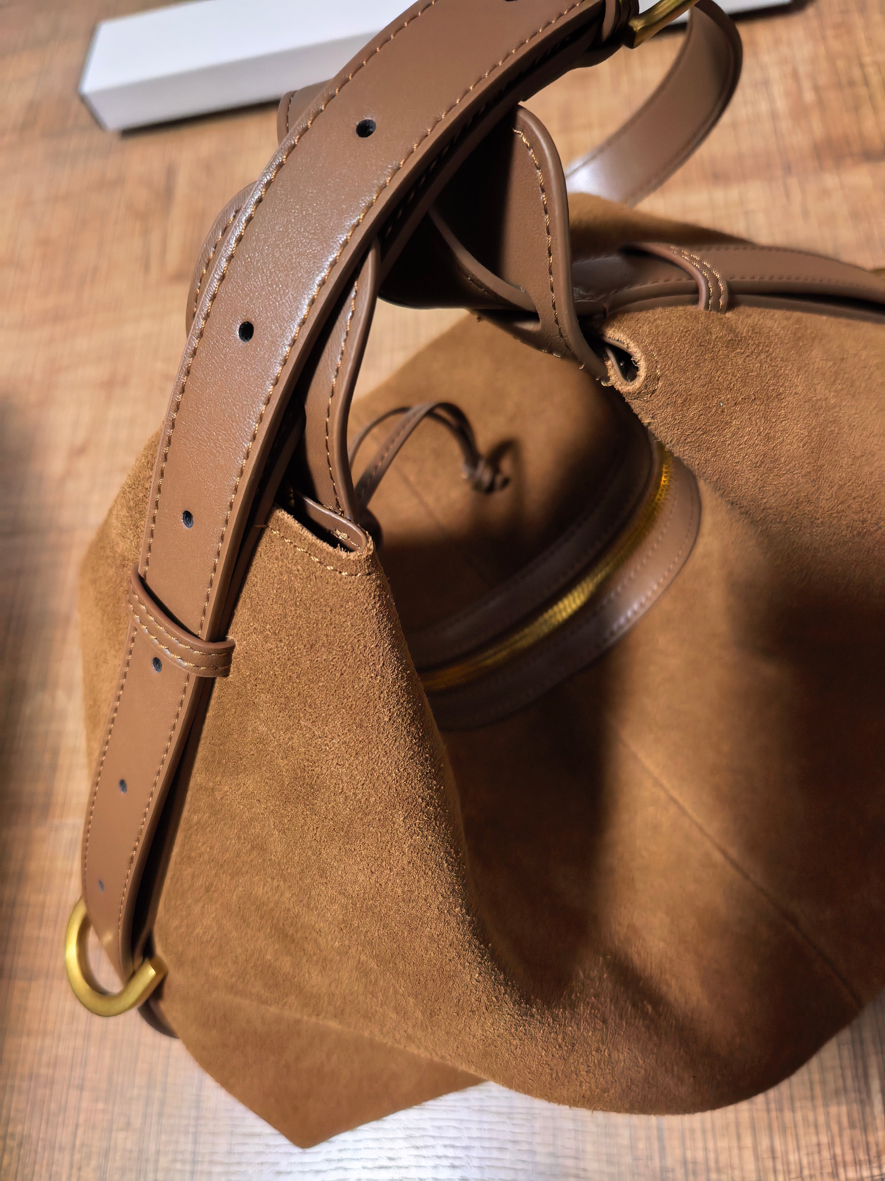 Retro and unique matte cowhide leather tote bag, shoulder bag, and commuter bag - new autumn/winter collection for women