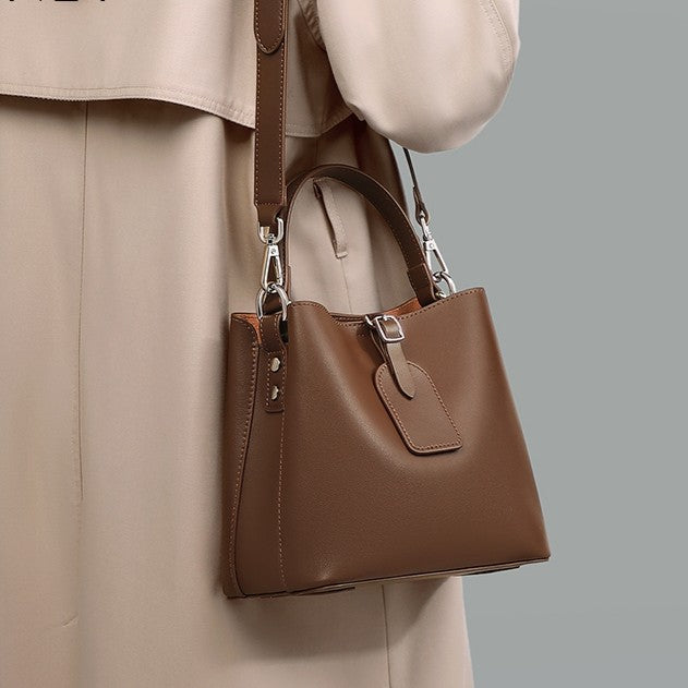 New women's bucket bag, genuine leather handbag, popular autumn/winter style, large capacity single shoulder, tote, and crossbody bag.
