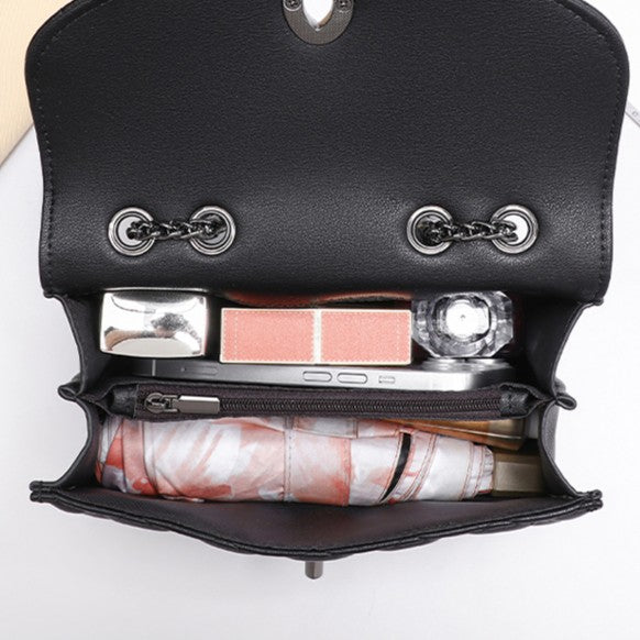 Women's chain bag, crossbody style, high-end and luxurious, perfect for autumn and winter, made of genuine leather.